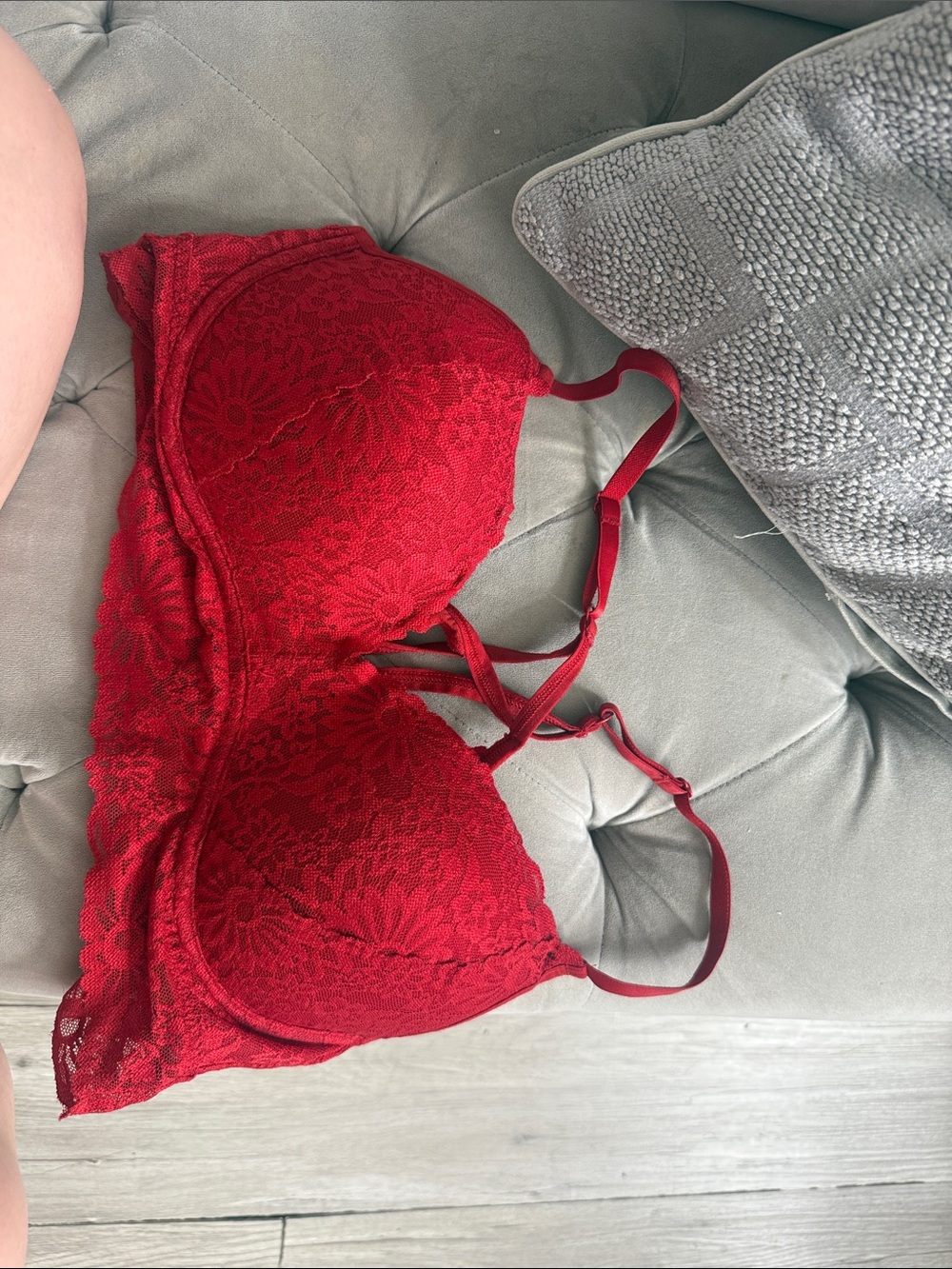 PINK Victoria's Secret Red Lace Underwire Bralette
